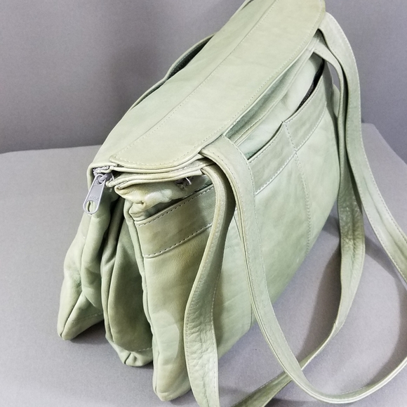 Large handbag purse soft roomy light green - Picture 8 of 9